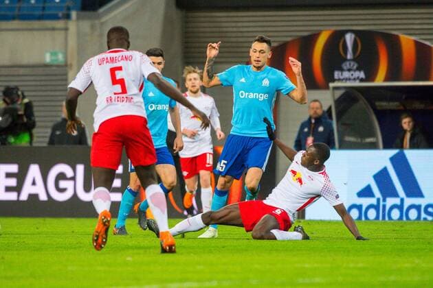 GER, Europa League, RB Leipzig vs. Olympique Marseille 05.04.2018, Red Bull Arena, Leipzig, GER, Europa League, RB Leipzig vs. Olympique Marseille, im Bild Lucas Ocampos ( 5, Olympique Marseille), Dayot Upamecano ( 5, RB Leipzig), Ibrahima Konate ( 6, RB Leipzig),
