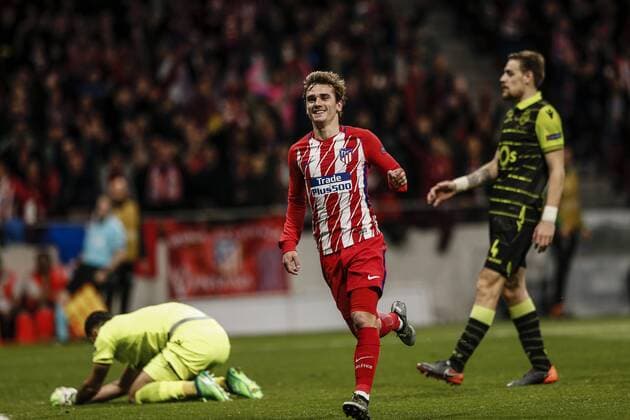 5th April 2018, Wanda Metropolitano, Madrid, Spain; UEFA Europa League football, quarter final, 1st leg, Atletico Madrid versus Sporting Lisbon; Antonie Griezmann (Atletico de Madrid) scores to make it 2-0 in the 40th minute  ActionPlus12008995