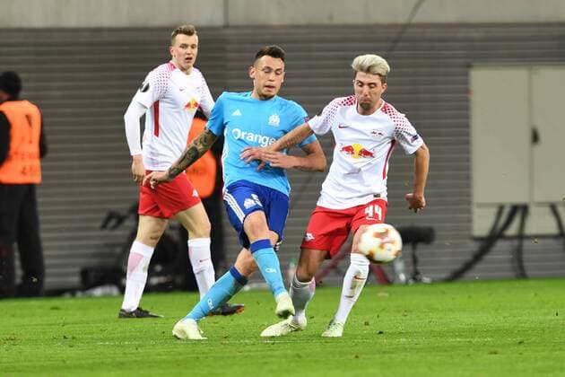 Fussball, Herren, Saison 2017 2018, Europa League (Viertelfinale, Hinspiel), RB Leipzig - Olympique Marseille, Lucas Ocampos (Nr. 5, Olympique Marseille), Kevin Kampl (Nr. 44, RB Leipzig), 05.04.2018, Copyright: xMatthiasxKochx