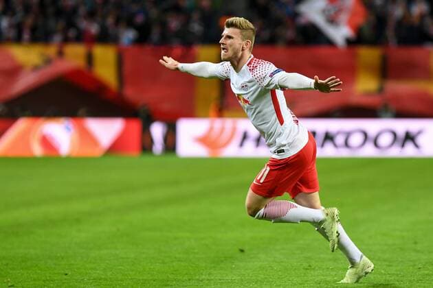 Timo Werner (RB Leipzig, 11) mit Torjubel, Jubel, Torjubel, Torerfolg, celebrate the goal, goal, celebration, Jubel ueber das Tor zum 1:0 durch Timo Werner (RB Leipzig, 11) , optimistisch, Freisteller, Einzelbild, Aktion, Action, Fussball, UEFA Europa League, RB Leipzig - Olympique Marseille,