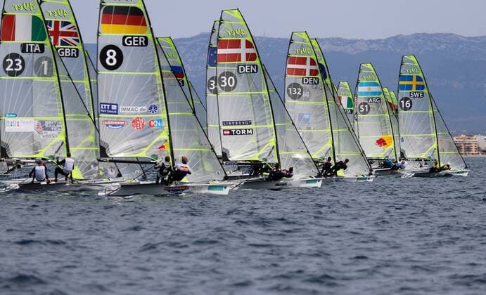 Themen der Woche - SPORT Bilder des Tages - SPORT April 6, 2018 - Palma, Balearic Islands, Spain - Moments during 49er class of the 49th Sailing trophy S.A.R Medal Race Princesa Sofia, that takes place in the waters of Palma de Mallorca, Spain. Sailing 2018: Trofeo Princesa Sofia - ZUMAm241 20180406_zap_m241_016 Copyright: xClaraxMargaisx