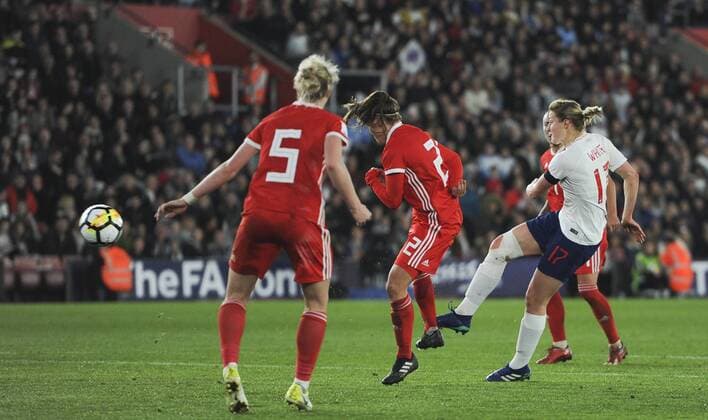 England Women v Wales Women 2019 FIFA Womens World Cup Qualifier Ellen White of England Women shoots for goal during the 2019 FIFA Womens World Cup Qualifying match at the St Mary s Stadium, Southampton Content Not Available For UK Newspapers Copyright: xAlexxBurstowx FIL-11618-0013