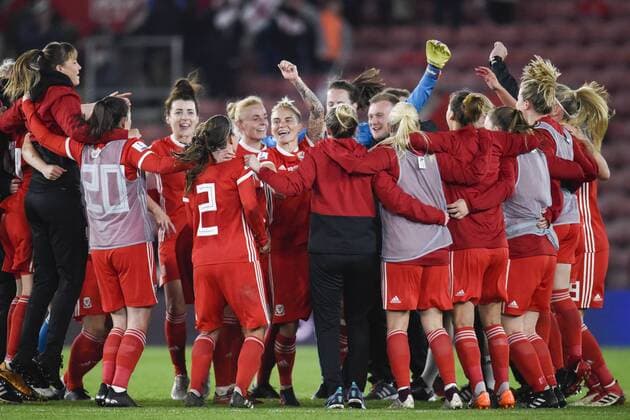 England Women v Wales Women 2019 FIFA Womens World Cup Qualifier Wales celebrate at full-time after drawing 0-0 with England in the 2019 FIFA Womens World Cup Qualifying match at the St Mary s Stadium, Southampton Content Not Available For UK Newspapers Copyright: xAlexxBurstowx FIL-11618-0017