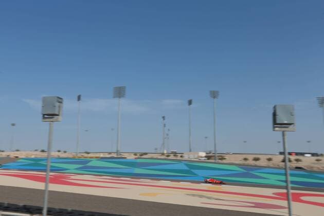 Motorsports: FIA Formula One World Championship WM Weltmeisterschaft 2018, Grand Prix of Bahrain, , 5 Sebastian Vettel (GER, Scuderia Ferrari) Sakhir Bahrain