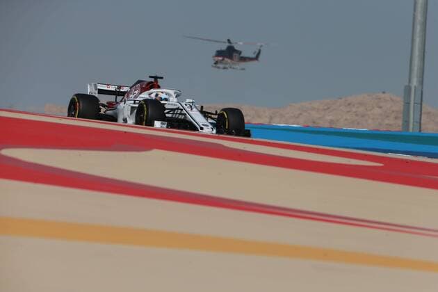 Motorsports: FIA Formula One World Championship WM Weltmeisterschaft 2018, Grand Prix of Bahrain, Helicopter , 9 Marcus Ericsson (SWE, Sauber F1 Team), Sakhir Bahrain