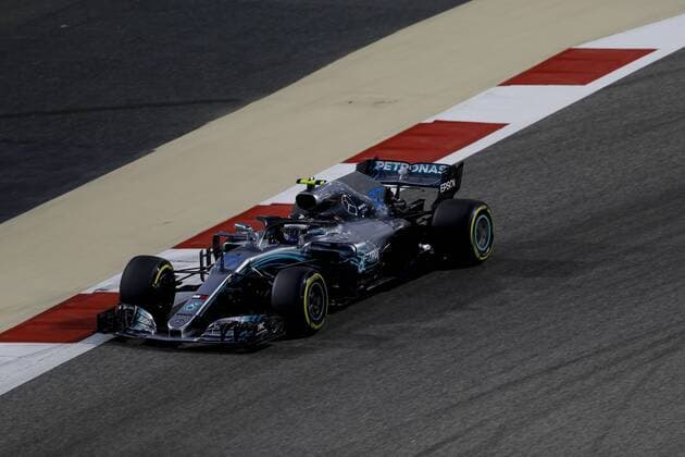 April 7, 2018 - Sakhir, Kingdom of Bahrain - VALTTERI BOTTAS of Mercedes AMG Petronas Motorsport drives during the 2018 FIA Formula 1 Bahrain Grand Prix qualifying session at Bahrain International Circuit in Sakhir, Kingdom of Bahrain. Bahrain Grand Prix 2018 - Qualifying - ZUMAg147 20180407_zap_g147_020 Copyright: xJamesxGasperottix