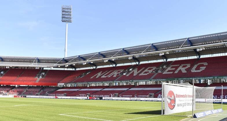 07.04.2018 - Fussball - Saison 2017 2018 - 2. Fussball - Bundesliga - 29. Spieltag: 1. FC Nürnberg Nuernberg FCN ( Club ) - 1. FC Heidenheim FCH - - Feature Impression Symbolbild Symbolfoto - Stadion Sportstätte Ansicht - Gegengerade - Max Morlock Stadion Nürnberg