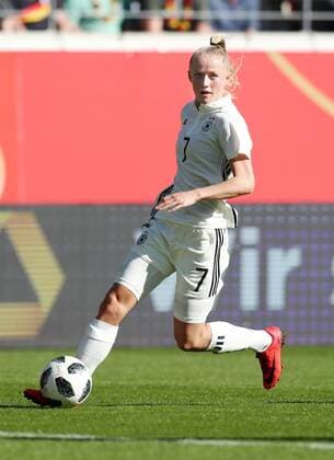 Deutschland - Tschechien Fussball Frauen Halle S., 07.04.2018, Erdgas Sportpark, Fussball, WM - Qualifikation , BR Deutschland (GER) vs. Tschechien (CZE) 4:0 (2:0) , Im Bild: Lea Schüller Schueller (7,GER, Essen) ,