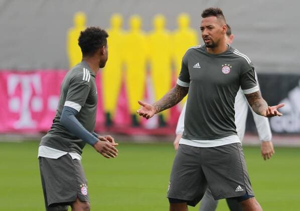 David Alaba (li.) und Jerome Boateng Fussball FC Bayern München. Abschlußtraining vor dem CL-Spiel gegen Sevilla FC 10.04.2018