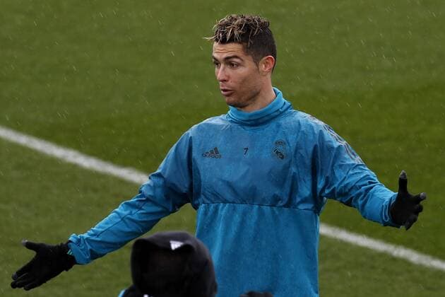 Real Madrid s Portuguese forward Cristiano Ronaldo takes part in a training session at Valdebebas sports facilities in Madrid, Spain, 10 April 2018. Real Madrid will face Juventus in their UEFA Champions League quarter final second leg match on 11 April. Real Madrid training session !ACHTUNG: NUR REDAKTIONELLE NUTZUNG!  Copyright: xJAVIERxLIZÓNx GRAF043 20180410-636589601285835380