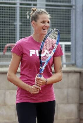 Czech tennis player Karolina Pliskova trains after the press conference PK Pressekonferenz on the J&T Banka Prague Open tennis tournament, in Prague, Czech Republic, on April 10, 2018. (CTKxPhoto MichaelaxRihova) CTKPhotoP201804100703501  mir 7