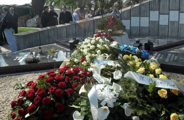10.04.2018 Belgrade(Serbia) Men s handball New cemetery funeral and grave of Branislav Pokrajac in ale of greats.Pokrajac ex handball player and coach of Yugoslavia,Porto,Sporting. : 