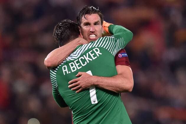 Esultanza per la vittoria Kevin Strootman e Alisson Roma Roma 10-04-2018 Stadio Olimpico Champions League, Quarti di Finale. AS Roma - Barcellona AS Roma - Barcelona Foto Antonietta Baldassarre Insidefoto AntoxBaldassarre