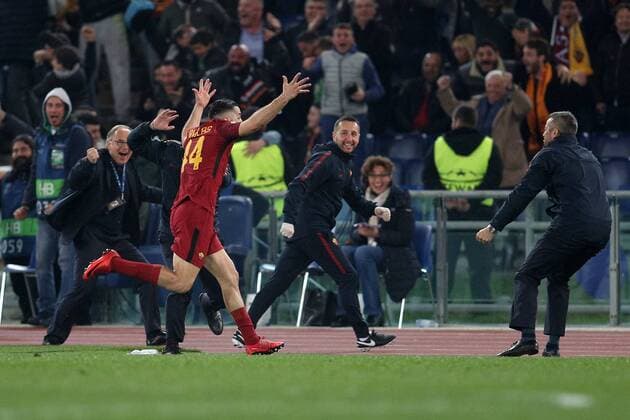 Fußball, CL, AS Rom - FC Barcelona L’esultanza di Kostas Manolas Roma dopo il gol del 3-0 Kostas Manolas celebrates after scoring goal Roma 10-04-2018 Stadio Olimpico Champions League, Quarti di Finale. AS Roma - Barcellona AS Roma - Barcelona Foto Luca Pagliaricci Insidefoto LucaxPagliaricci