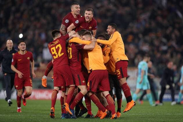L’esultanza dei giocatori della Roma al fischio finale dopo la qualificazione alla semifinale di Champions League Roma 10-04-2018 Stadio Olimpico Champions League, Quarti di Finale. AS Roma - Barcellona AS Roma - Barcelona Foto Luca Pagliaricci Insidefoto LucaxPagliaricci