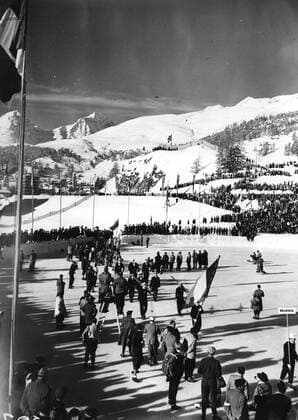 - SANKT MORITZ, SWITZERLAND: (FILE) This file picture dated 31 January 1948 shows the Belgian team during the opening ceremony at the Winter Olympic Games Olympische Spiele Olympia OS in Sankt Moritz, Switzerland. ARCHIVES BELGAxARCHIVES  x32092227x