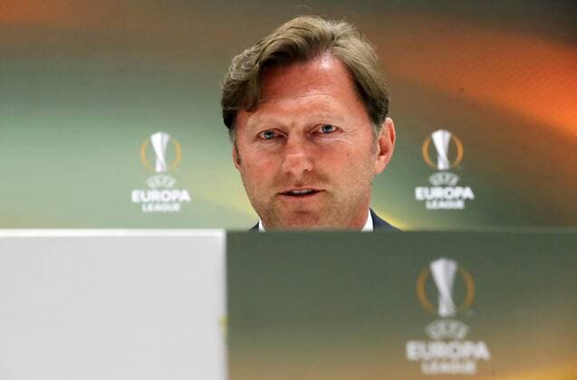RB Leipzig - Pressekonferenz Fussball Euro League Marseille 11.04.2018, Stade Velodrome, Fussball, UEFA EURO EM Europameisterschaft Fussball League, Viertelfinale , Pressekonferenz von RB Leipzig am Vortag des EL-Spieles Olympique Marseille vs. RB Leipzig. , Im Bild; Trainer Ralph Hasenhüttl Hasenhuettl, RB Leipzig . ,
