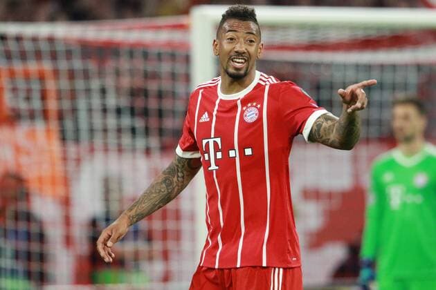 Jerome Boateng (FC Bayern) gestikuliert Fussball UEFA Champions League FC Bayern München - Sevilla FC 11.04.2018