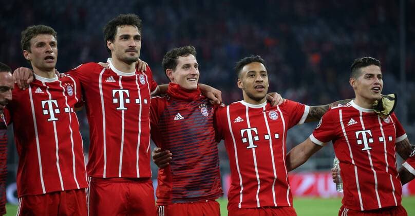 UEFA Champions League, FC Bayern München - Sevilla FC, Viertelfinale Rueckspiel Quarter-Finals 2nd leg, 11.04.2018 in der Allianz Arena, Saison 2017 18, xmdx, 0-0 Endstand, Freude beim FC Bayern München zum Einzug ins Halbfinale, FC Bayern Muenchen - Sevilla FC