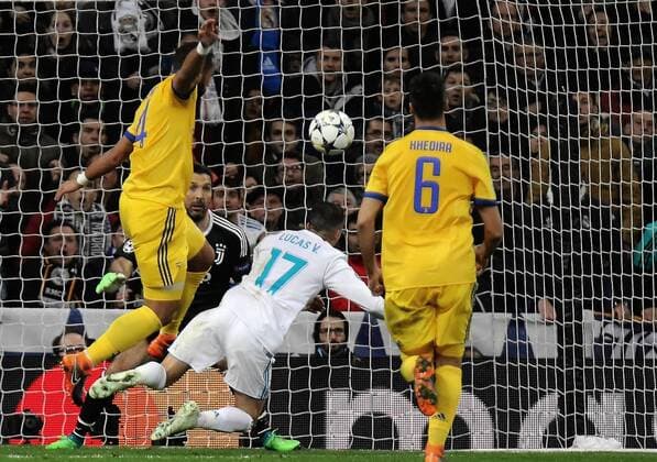 (180412) -- MADRID, April 12, 2018 -- Real Madrid s Lucas Vazquez (2nd R) falls for penalty from Juventus Mehdi Benatia (1st L) during the UEFA Champions League quarterfinal second leg soccer match between Spanish team Real Madrid and Italian team Juventus in Madrid, Spain, on April 11, 2018. Juventus won 3-1. Real Madrid advanced to the semifinal with 4-3 on aggregate.Edward Peters Lopez) (SP)SPAIN-MADRID-SOCCER-UEFA CHAMPIONS LEAGUE- REAL MADRID VS JUVENTUS EdwardxPeterxLopez 