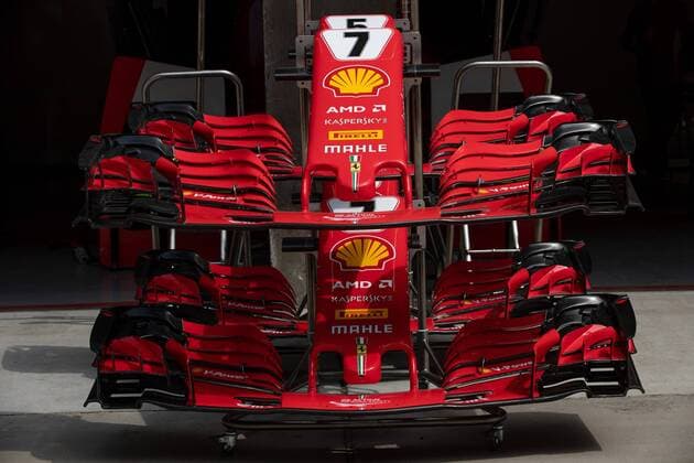 Fahrzeug von Sebastian Vettel (Scuderia Ferrari) und Kimi Raikkoenen (Scuderia Ferrari) , Grosser Preis von China 2018, Ankunft der Fahrer 12.04.18, Shanghai Copyright: xEIBNER Illmannx EP_EER