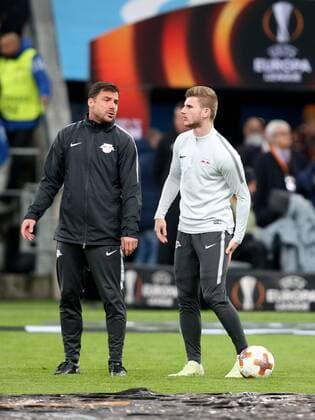 Bilder des Tages - SPORT Timo Werner (RB Leipzig 11) fasst sich an den Oberschenkel vor dem Spiel, Olympique Marseille vs. RB Leipzig, UEFA Europa League, Viertelfinale, Rueckspiel, Fussball, 12.04.2018, Marseille Copyright: xLanger Eibner-Pressefotox EP_HLR