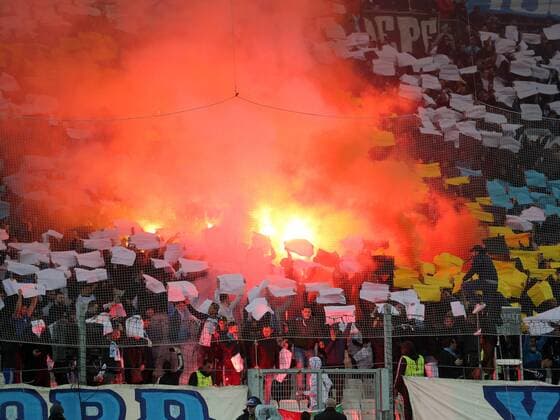 Olympique Fans beim Abbrennen von Bengalische Feuer, Pyrotechnik, Olympique Marseille vs. RB Leipzig, UEFA Europa League, Viertelfinale, Rueckspiel, Fussball, 12.04.2018, Marseille Copyright: xLanger Eibner-Pressefotox EP_HLR