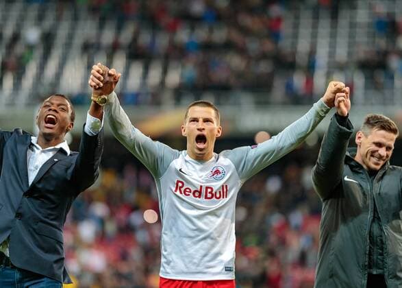Bilder des Tages - SPORT 12.04.2018, Red Bull Arena, Salzburg, AUT, UEFA EL, FC Salzburg vs SS Lazio Roma, Viertelfinale, Rueckspiel, im Bild Stefan Lainer (FC Salzburg) during the UEFA Europa League Quaterfinal, 2nd Leg Match between FC Salzburg and SS Lazio Roma at the Red Bull Arena in Salzburg, Austria on 2018 04 12. Salzburg