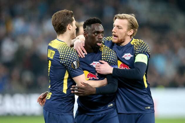 Marcel Sabitzer (RB Leipzig 7) Jean-Kevin Augustin ( RB Leipzig 29) Emil Forsberg (RB Leipzig 10) nach dem 3:2, Olympique Marseille vs. RB Leipzig, UEFA Europa League, Viertelfinale, Rueckspiel, Fussball, 12.04.2018, Marseille Copyright: xLanger Eibner-Pressefotox EP_HLR