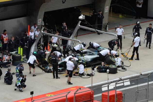Finnish F1 driver Valtteri Bottas of Mercedes enters the pit during a practice session for the 2018 Formula 1 Chinese Grand Prix at the Shanghai International Circuit in Shanghai, China, 13 April 2018. F1 drivers in full swing for Chinese Grand Prix in practice session  20180413_25790
