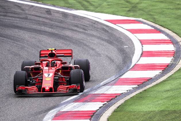 Finnish F1 driver Kimi Raikkonen of Ferrari steers his car during a practice session for the 2018 Formula 1 Chinese Grand Prix at the Shanghai International Circuit in Shanghai, China, 13 April 2018. F1 drivers in full swing for Chinese Grand Prix in practice session  20180413_69427
