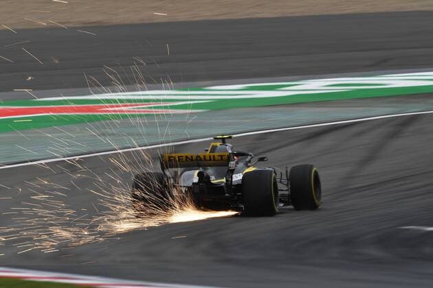 Carlos Sainz jun, Renault F1 Team, formula 1 GP, China in Shanghai, 13.04.2018 Photo:mspb Jerry Andre Carlos Sainz jun, formula 1 GP, China, 2018