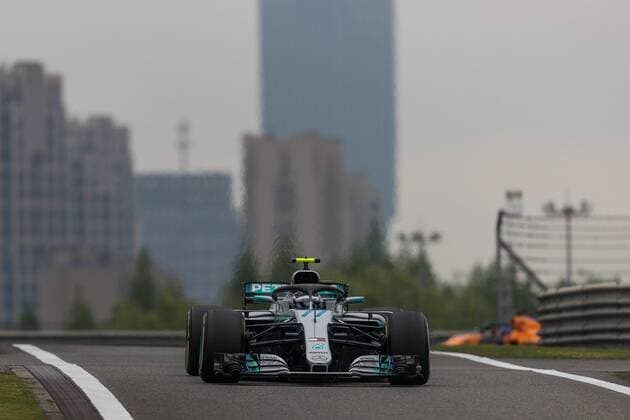 Valtteri Bottas (Mercedes AMG Petronas Formula One Team) mit seinem Auto auf der Strecke, Grosser Preis von China 2018, Rennen, Motorsport, Formel 1, 14.04.2018, Shanghai Copyright: xIllman Eibner-Pressefotox EP_EER