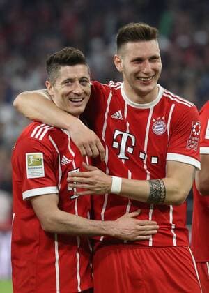 Fussball Bundesliga FC Bayern München - Borussia Mönchengladbach Robert Lewandowski und Niklas Süle München Bayern Deutschland Allianz Arena *** Soccer Bundesliga FC Bayern Munich Borussia Mönchengladbach Robert Lewandowski and Niklas Süle Munich Bayern Germany Allianz Arena