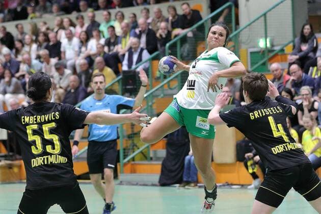 Maxime Struijs (FRISCH AUF Frauen) beim Sprungwurf GER, 1.Liga Handball Frauen, BVB Dortmund - FAG Goeppingen Dortmund Copyright: xEIBNER Wolfgang_Stummbilligx EP_EER