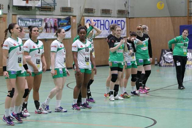 Die Spielerinnen aus Goeppingen nach Spielende GER, 1.Liga Handball Frauen, BVB Dortmund - FAG Goeppingen Dortmund Copyright: xEIBNER Wolfgang_Stummbilligx EP_EER