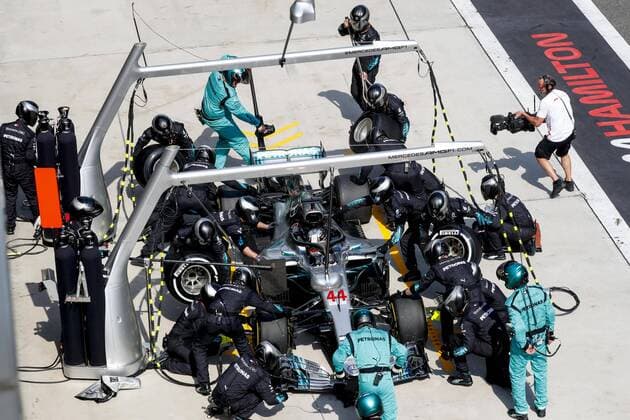 Shanghai: Motorsports: Formula 1 2018 Heineken Chinese Grand Prix Chinese Formula One Grand Prix Shanghai Circuit in Shanghai, China. 44 Lewis Hamilton (GBR, Mercedes AMG Petronas F1 Team), Shanghai China