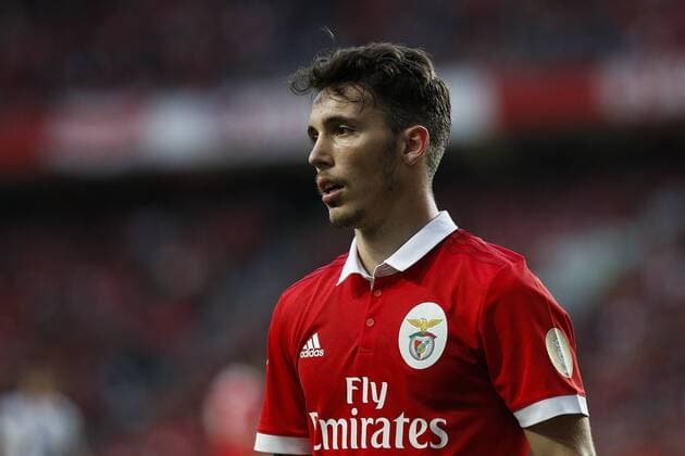 April 15, 2018 - Lisbon, Portugal - Benfica s defender Alejandro Grimaldo during Primeira Liga 2017 18 match between SL Benfica vs FC Porto, in Lisbon, on April 15, 2018. Benfica v Porto - Primeira Liga  - ZUMAn230 20180415_zaa_n230_1296 Copyright: xCarlosxPalmax