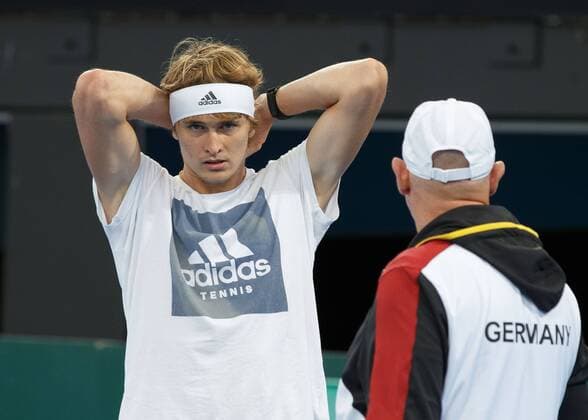 ALEXANDER ZVEREV (GER) und Vater Alexander, Davis Cup- Australia vs Germany, Pat Rafter Arena, Brisbane Copyright: xJuergenxHasenkopfx