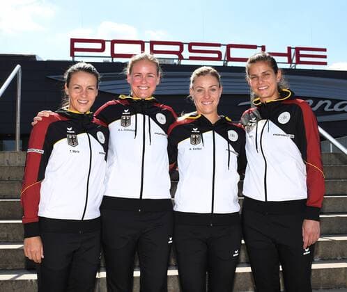 German Fedcup Team from left:Tatjana Maria, Anna-Lena Groenefeld, Angelique Kerber,Julia Goerges and Teamcaptain Jens Gerlach