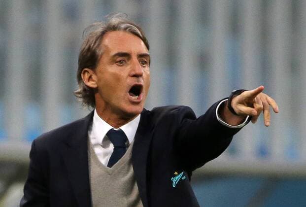 ST PETERSBURG, RUSSIA â€“ APRIL 18, 2018: Zenit St Petersburg head coach Roberto Mancini in their 2017 2018 Russian Football Premier League Round 23 football match against Dynamo Moscow at Saint Petersburg Stadium. Alexander Demianchuk TASS  TS07C581