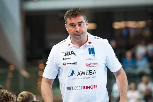 Aue Trainer Stephan Swat (Trainer, Aue) HC Rhein Vikings vs. EHV Aue, Handball, 2. Bundesliga, 20.04.18 Düsseldorf NRW Deutschland Castello