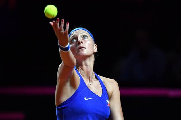 Petra KVITOVA (CZE), Aktion,Einzelbild,angeschnittenes Einzelmotiv,Halbfigur,halbe Figur Tennis Fed Cup Halbfinale Deutschland-Tschechien, P O R S C H E A R E N A, Stuttgart am 21.04.2018.