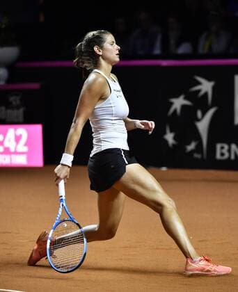 Julia Görges (GER) enttäuscht Gestik, Geste Tennis Damen Team Deutschland Germany Fed Cup Federations FedCup 2018 Halbfinale Deutschland GER vs Tschechien CZE Porsche-Arena Stuttgart 21.-22.04.2018 Fed Cup Halbfinale GER - CZE Porsche-Arena Stuttgart 2018