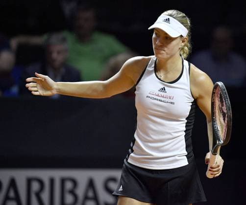 Angelique KERBER (GER) Gestik, Geste enttäuscht Tennis Damen Team Deutschland Germany Fed Cup Federations FedCup 2018 Halbfinale Deutschland GER vs Tschechien CZE Porsche-Arena Stuttgart 21.-22.04.2018 Fed Cup Halbfinale GER - CZE Porsche-Arena Stuttgart 2018