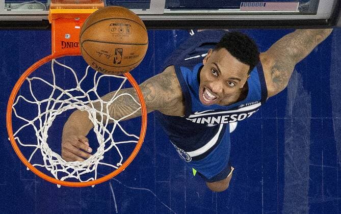 Themen der Woche - SPORT Bilder des Tages - SPORT April 21, 2018 - Minneapolis, MN, USA - The Minnesota Timberwolves Jeff Teague shoots in the second half against the Houston Rockets in Game 3 of the first-round NBA Basketball Herren USA Playoff series on Saturday, April 21, 2018, at the Target Center in Minneapolis. The Timberwolves won, 121-105, to trail the series, 2-1. Game 3: Houston at Minnesota - ZUMAm67_ 20180421_zaf_m67_119 Copyright: xCarlosxGonzalezx