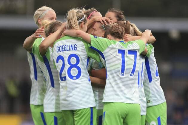 Lara Dickenmann (VfL Wolfsburg, 21) jubel, Torjubel, jubelt über das Tor, celebrate the goal, celebration, Fussball, UEFA Women s Champions League, Chelsea LFC - VfL Wolfsburg,