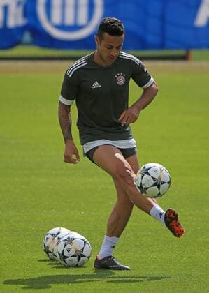 2018, CL, FCB Abschlusstraining,Saebenerstrasse Muenchen, Fussball, im Bild: Thiago (FCB)
