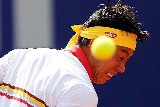 Bilder des Tages - SPORT Japanese tennis player Kei Nishikori during the third round match at Barcelona Open Trofeo Conde de Godo played against Spanish Guillermo Garcia-Lopez in Barcelona, northeastern Spain, 25 April 2018. Kei Nishikori vs Guillermo Garcia-Lopez !ACHTUNG: NUR REDAKTIONELLE NUTZUNG!  Copyright: xAlejandroxGarcíax GRAF2077 20180425-636602585049747750