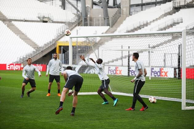 SOCCER - EL, Marseille vs RBS MARSEILLE,FRANCE,25.APR.18 - SOCCER - UEFA Europa League, semifinal, Olympique de Marseille vs Red Bull Salzburg, training. Image shows Duje Caleta-Car, Jerome Onguene and Cican Stankovic (RBS). GEPAxpictures xMathiasxMandl
